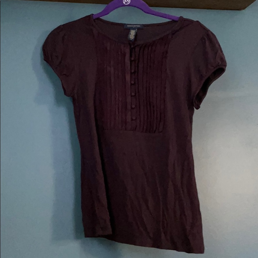 Banana Republic plum button short sleeve tee